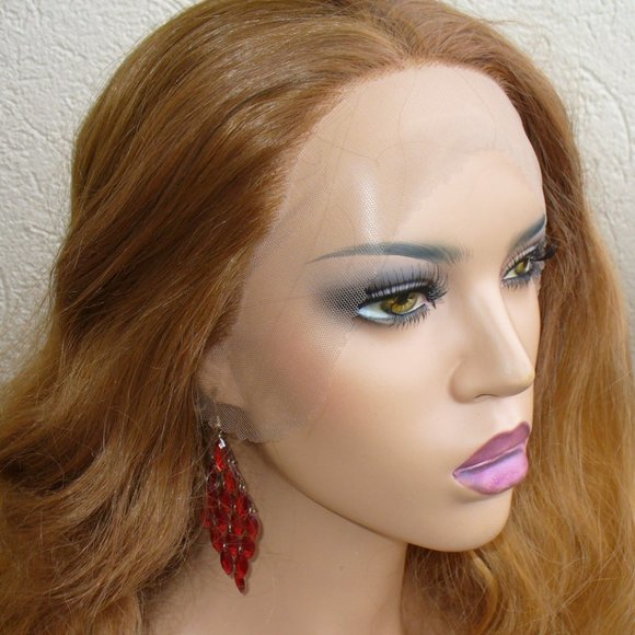 Lace front synthetic long wavy layered wig - Picture 2 of 5